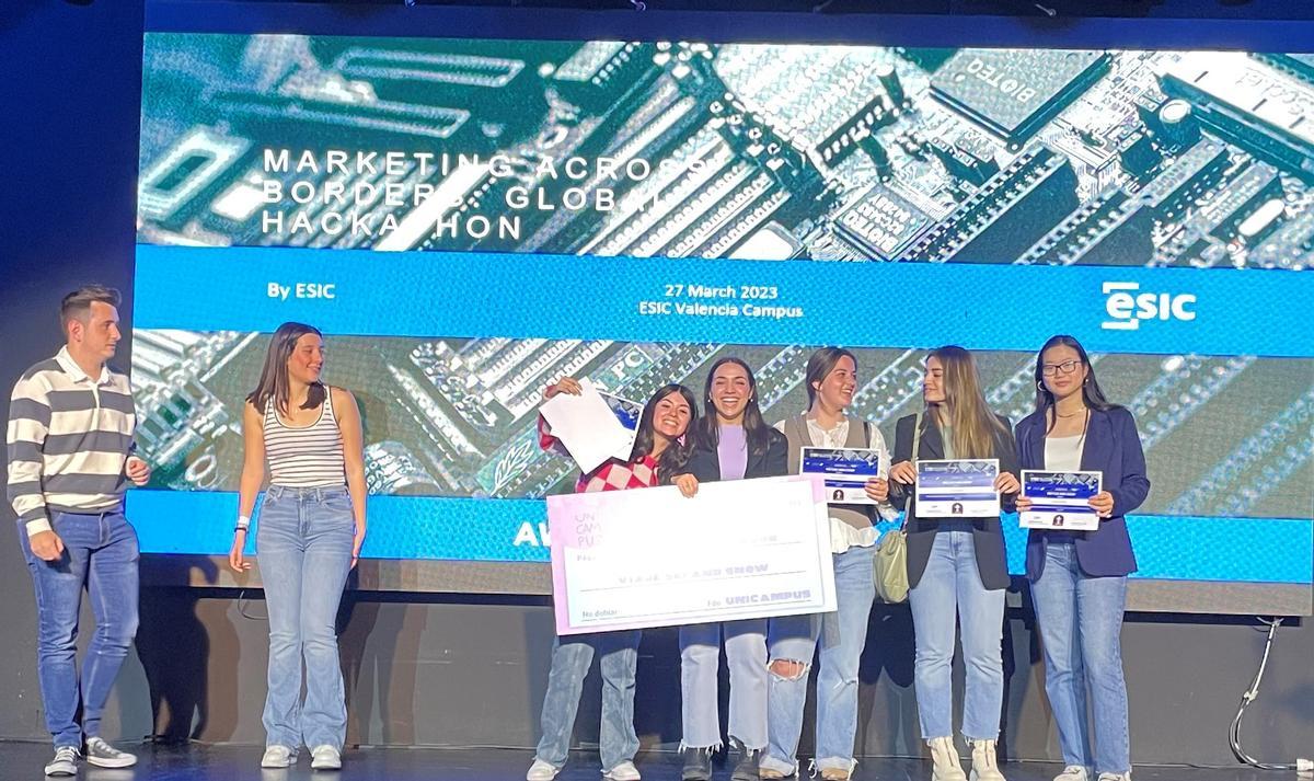 Ganadores de la Liga Junior del Hackaton de ESIC Valencia.