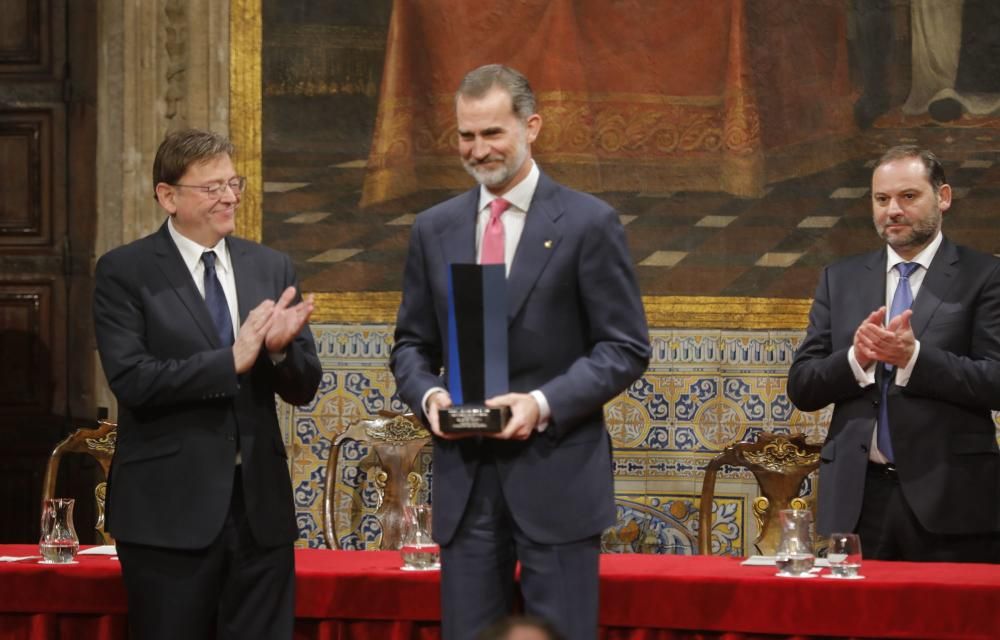 Entrega a Felipe VI del Premio Convivencia Manuel Broseta
