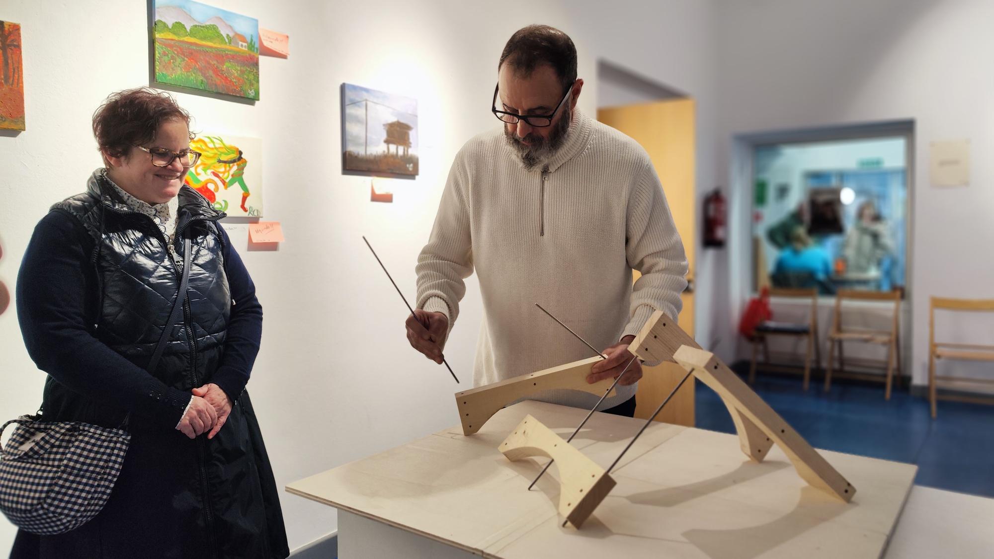 La escultura en homenaje a los entibadores, de Juanma Tapia