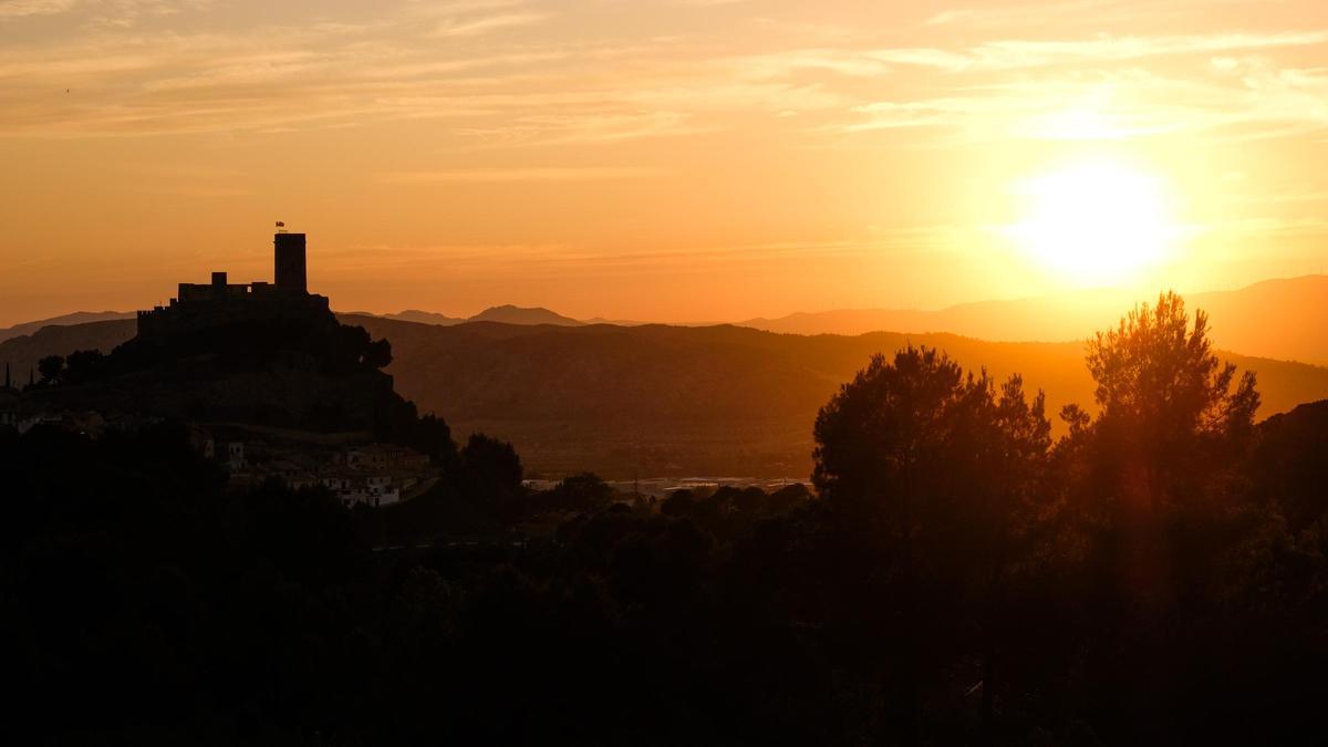 Vista panorámica de Biar al atardecer.