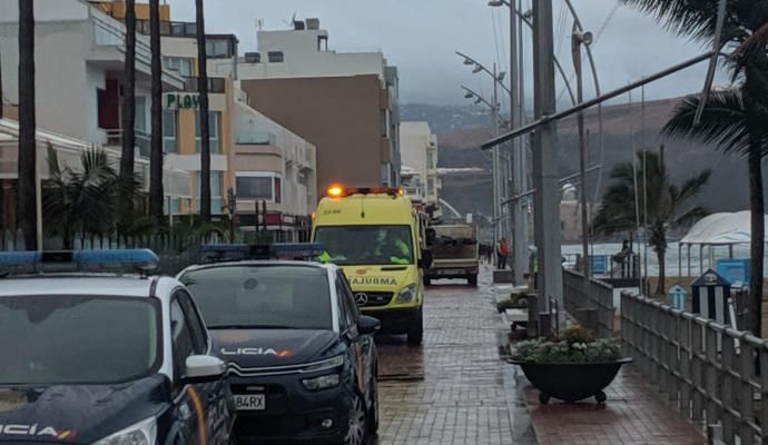 Hallan el cadáver de una mujer en Las Canteras