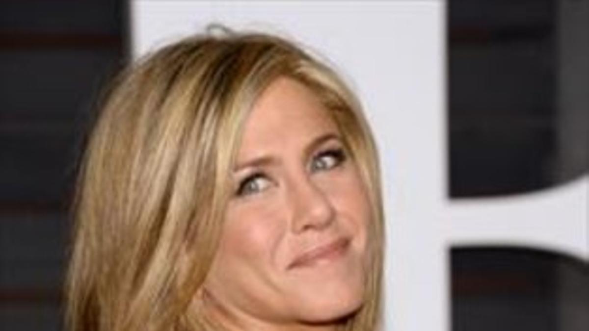 Aniston, con la aerolínea Emirates por 4,5 millones_MEDIA_1