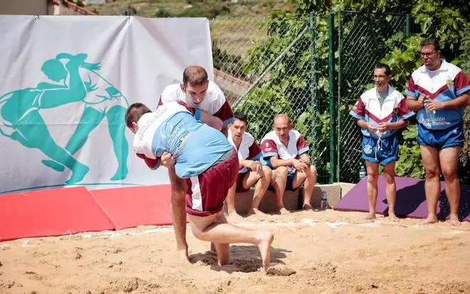 Primera exhibición del equipo de Lucha Canaria Inclusiva El Calvario-El Sauzal Fundación Hospitalarias Tenerife