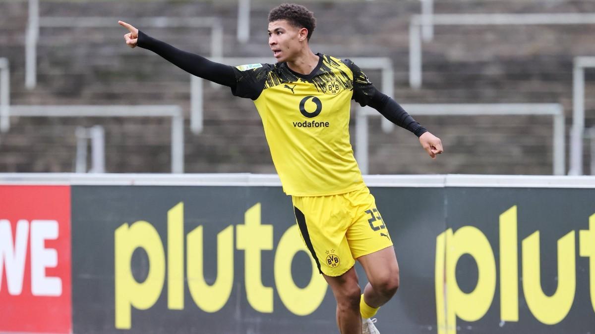 Jordi Paulina podría salir del Dortmund