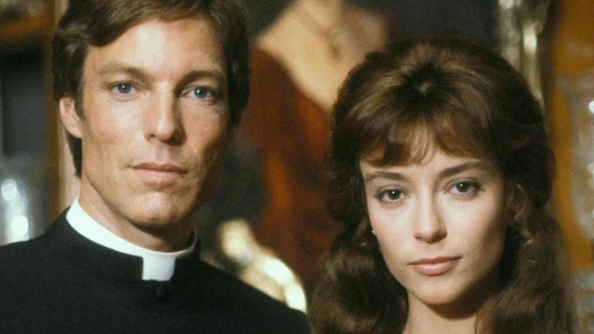 Chamberlain y Rachel Ward en 'El pájaro espino'.