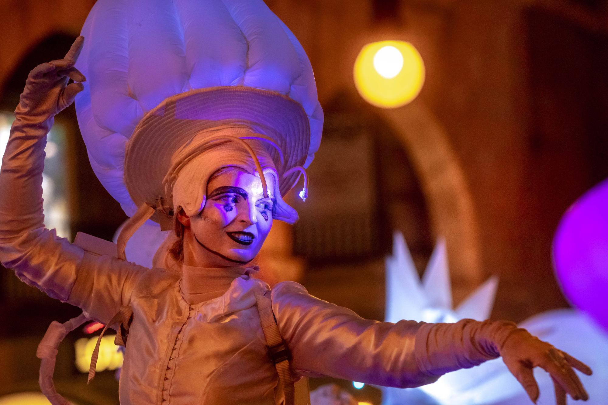 La lluvia frustra los espectáculos de luces de Navidad en Palma