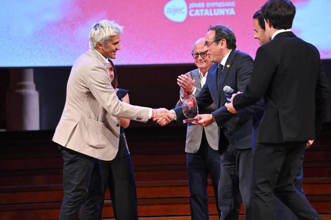 Adrià Argemí (Pangea Propulsion) gana el premio al empresario joven del año