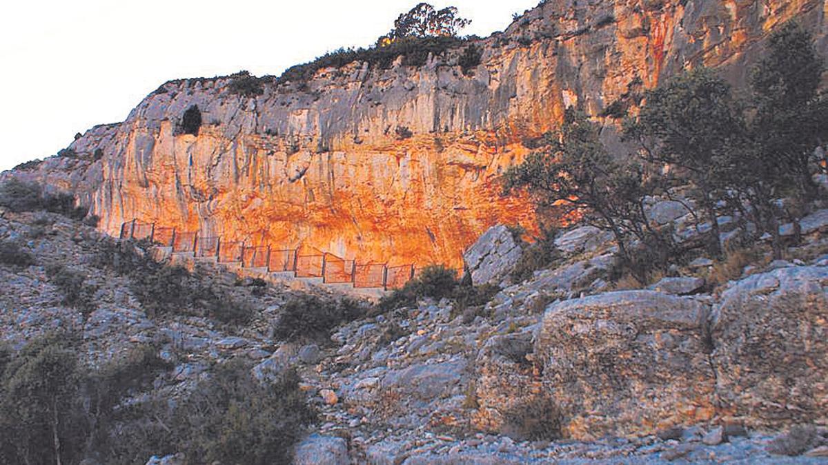 Las pinturas rupestres de cuevas y abrigos son una opción de visita obligada.