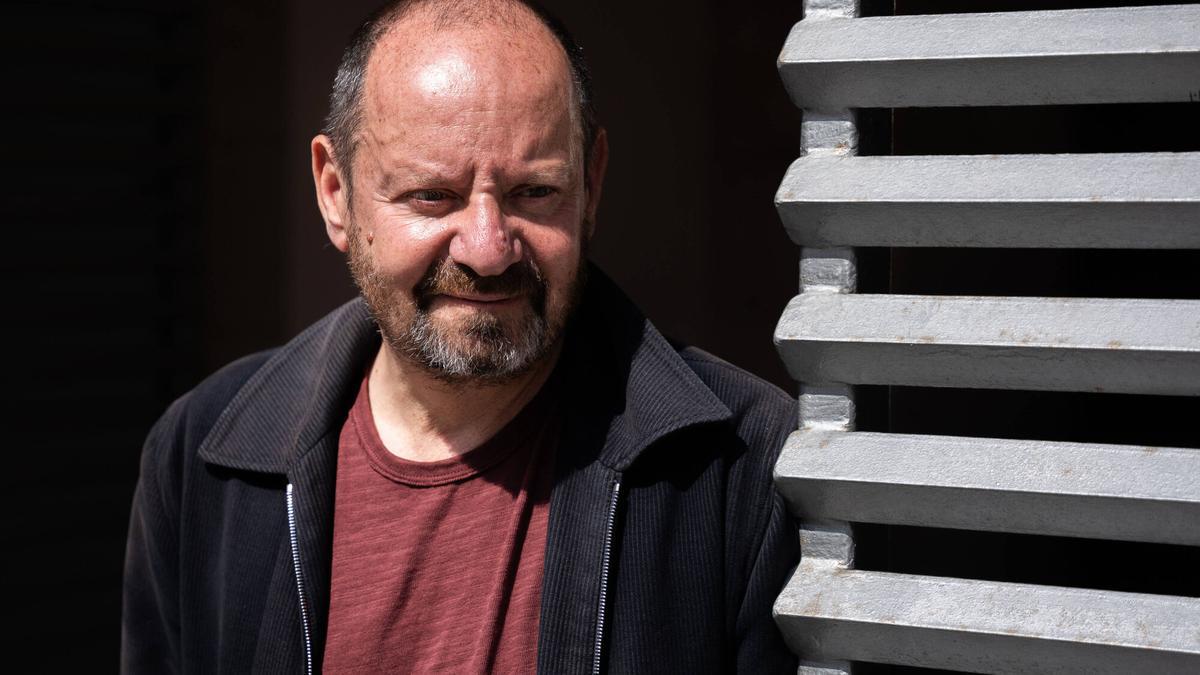 Philippe Sands, fotografiado en el patio del CCCB