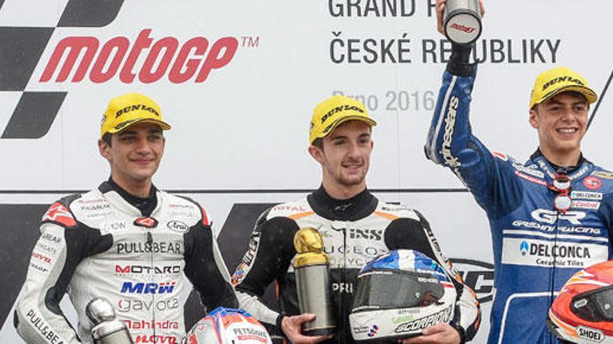 John McPhee, vencedor en el GP de Moto 3 en Brno