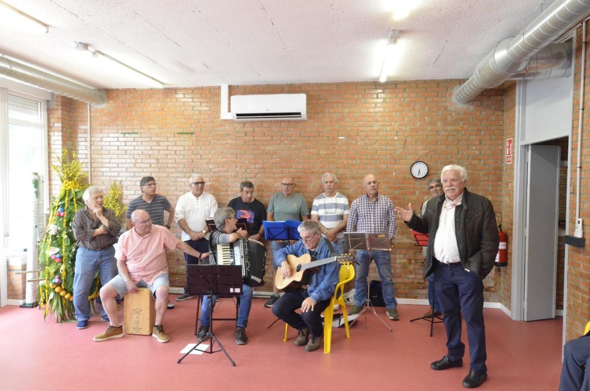 La celebración del Día de la Madre en la sede de la ludoteca Vellos Tempos.