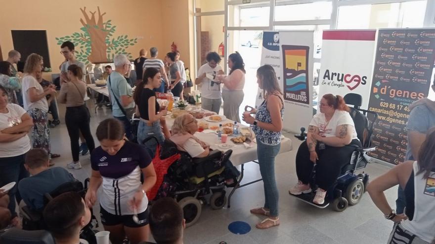 Encuentro solidario de surf y bodyboard: un día de convivencia en Gran Canaria