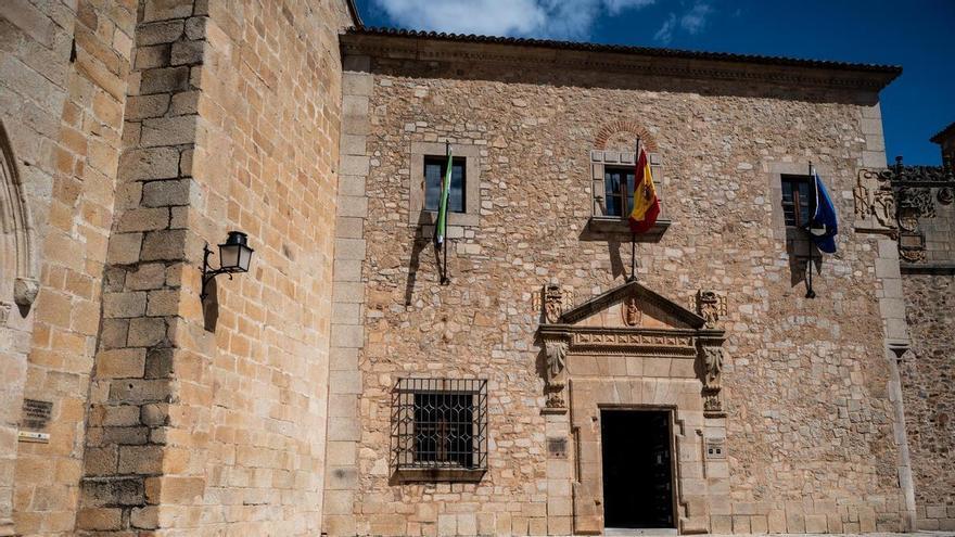 El Palacio Provincial de Cáceres, una casa de gobierno con pasado conventual