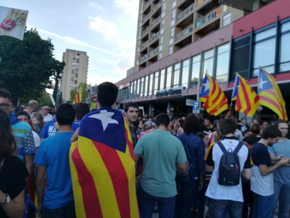 Manifestació històrica a Girona durant l''aturada general per rebutjar la violència policial l''1-O