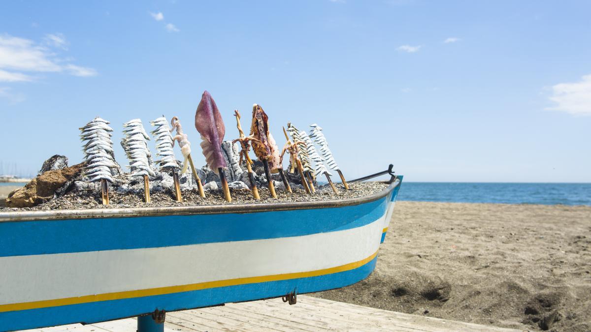 Espetos en la playa del Dedo de Málaga.