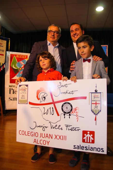 Presentación del Sant Jordiet en Alcoy