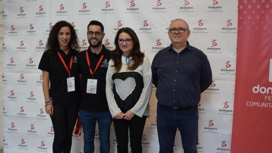 El Teatro Martín i Soler de &quot;Les Arts&quot; se llena con los sueños de centenares de jóvenes del ámbito de la educación en el tiempo libre