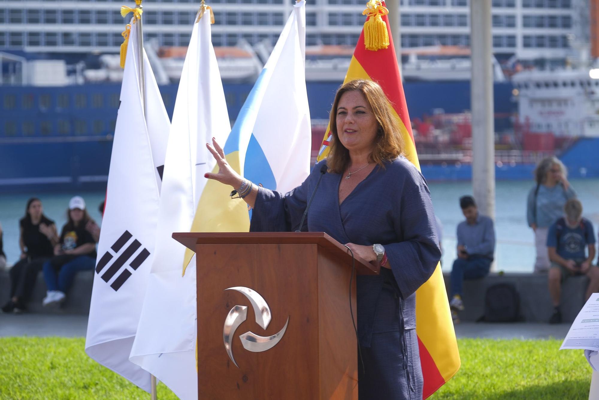 Inauguración del 'Greetingman'