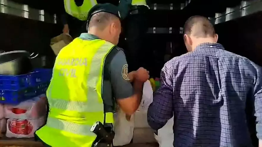 El Seprona interviene alimentos en mal estado los días previos a la Feria de Abril