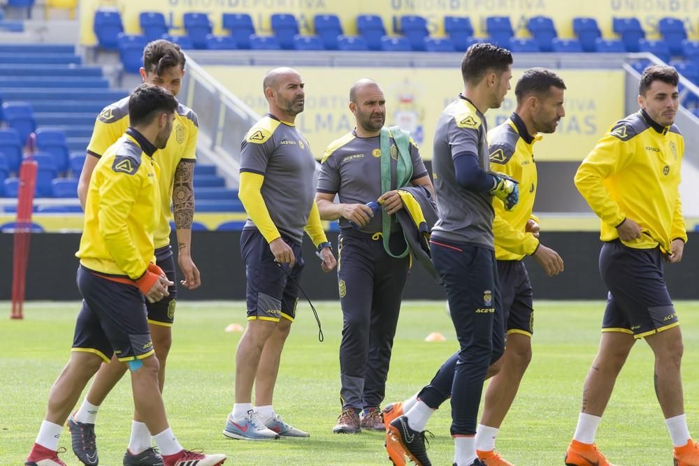 Entrenamiento de la UD previo al partido contra el Betis (18/04/2018)