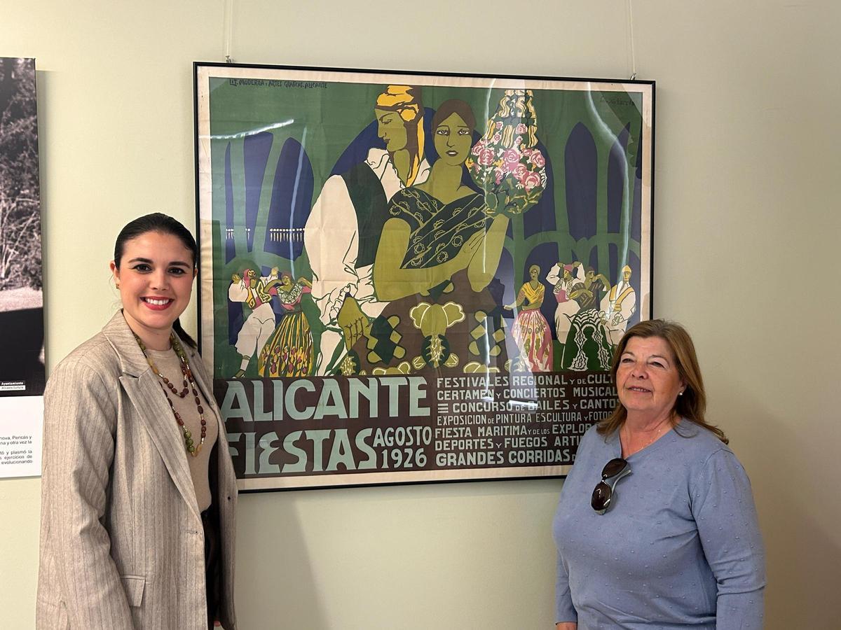 La muestra exhibe, entre otras cosas, el cartel de Fiestas de Agosto de 1926 de Emilio Varela