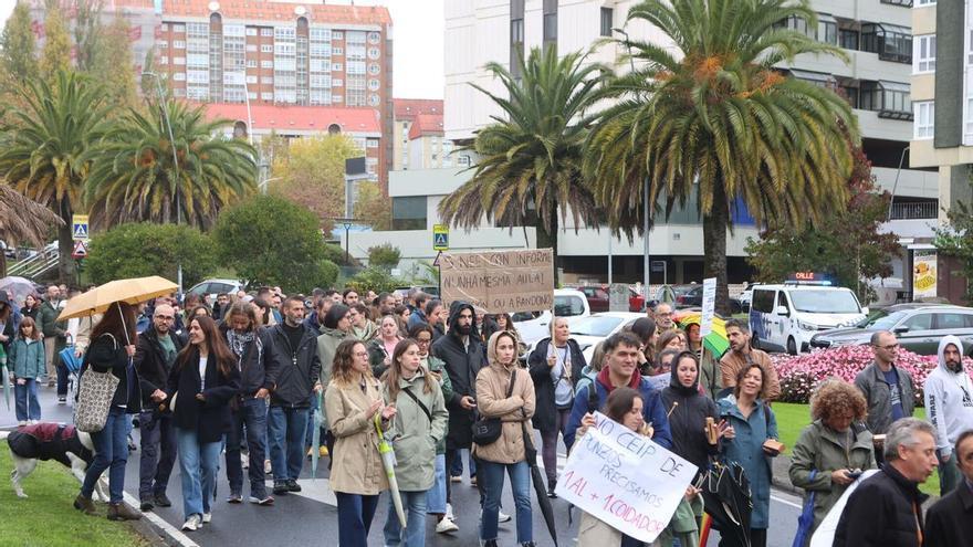 El malestar de las familias por el deterioro en los colegios en A Coruña: "Es progresivo y alarmante"