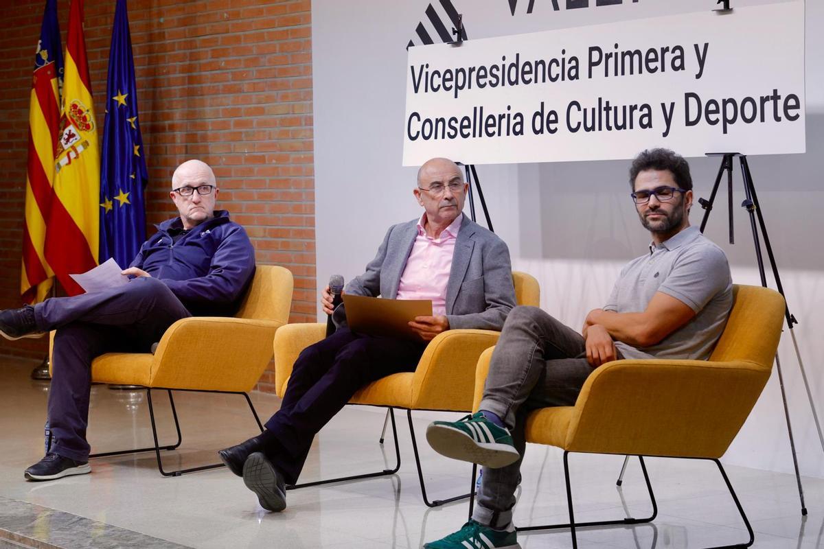 José Ferri (rugby), Jesús Gracia (hockey) y Miguel Vázquez (natación)