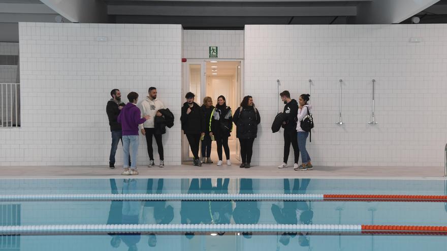 El polideportivo de O Castrillón abre las puertas en A Coruña tras 15 años de espera