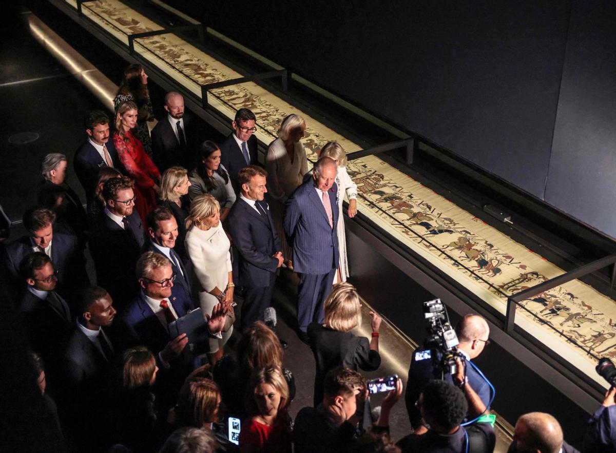 Londres  embogeix amb el Tapís de Bayeux