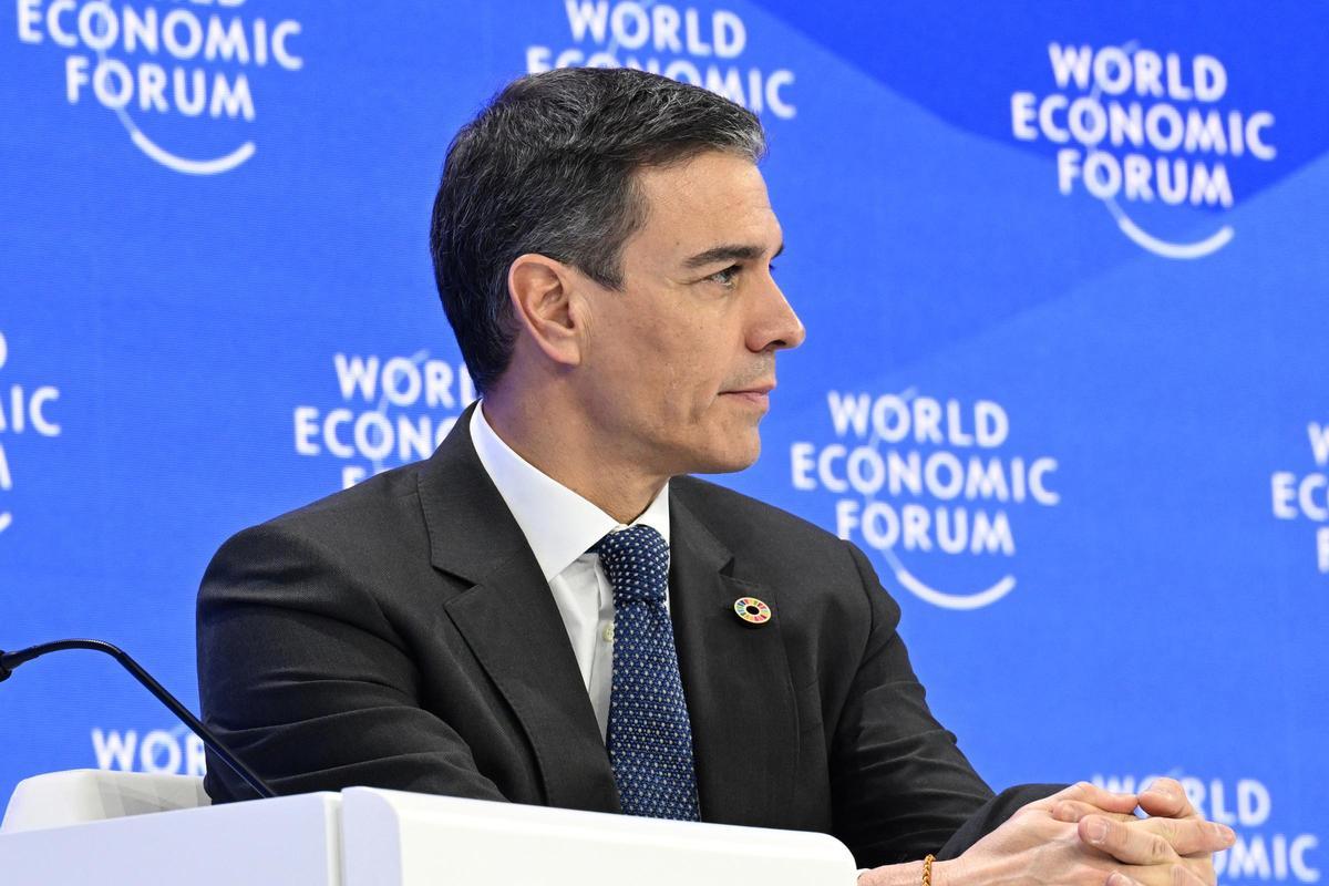 Archivo - El presidente del Gobierno, Pedro Sánchez, durante el Foro Económico Mundial de Davos, a 22 de enero de 2025, en Davos (Suiza).