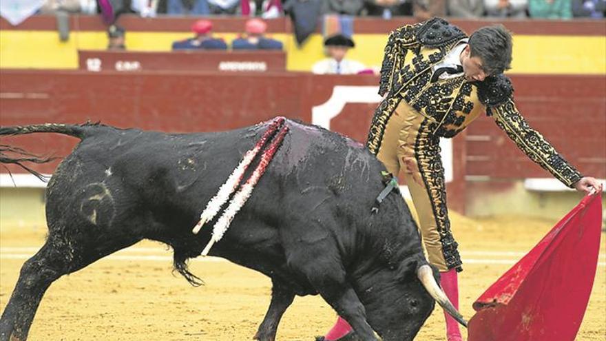 Varea apuesta por los victorinos en un arranque clave para su temporada