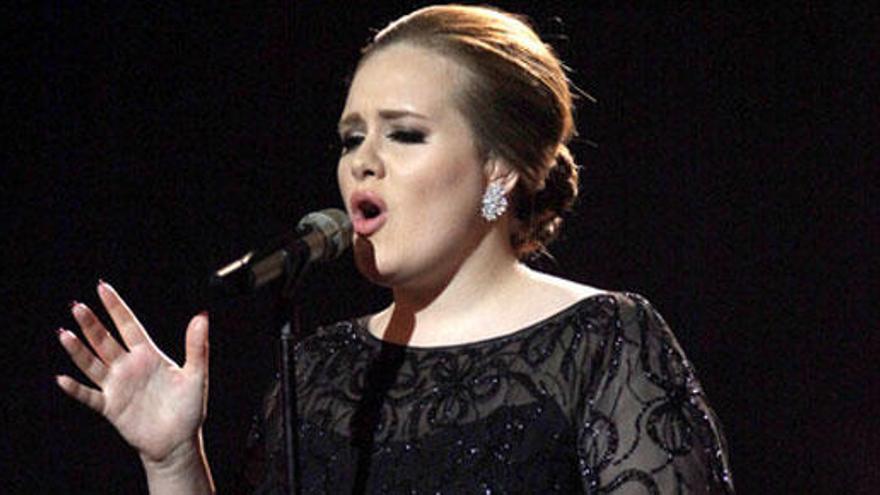 Adele presenta &#039;Hello&#039;, un adelanto de su nuevo disco