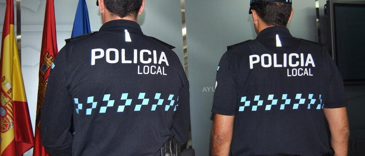 Agentes de la policía local.