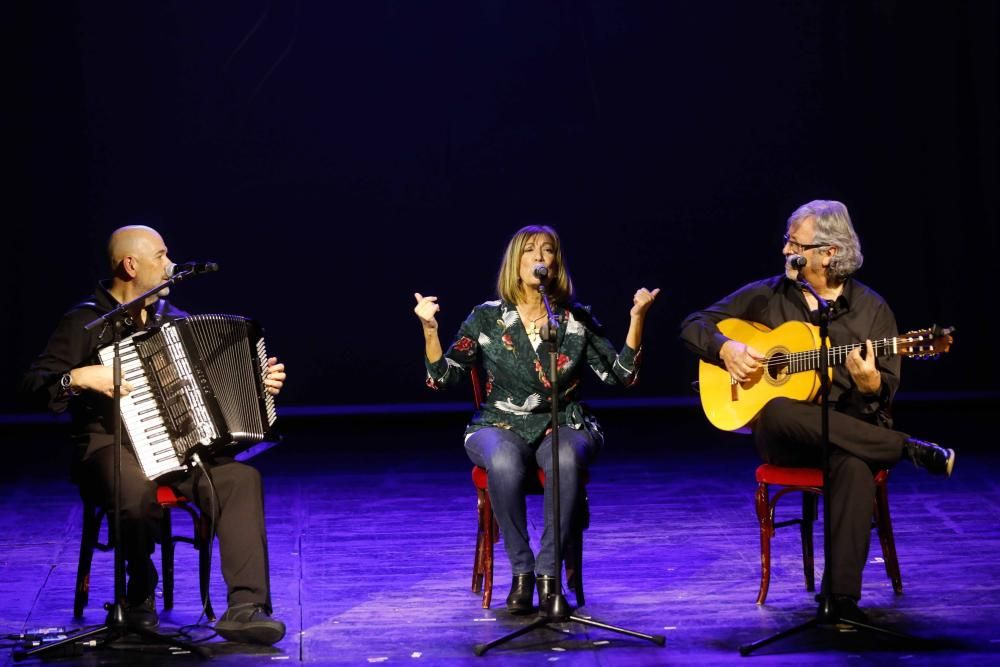 Zamora canta a Joaquín Díaz