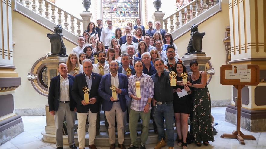 Foto de familia de los premiados en la tercera edición de Innosocial.