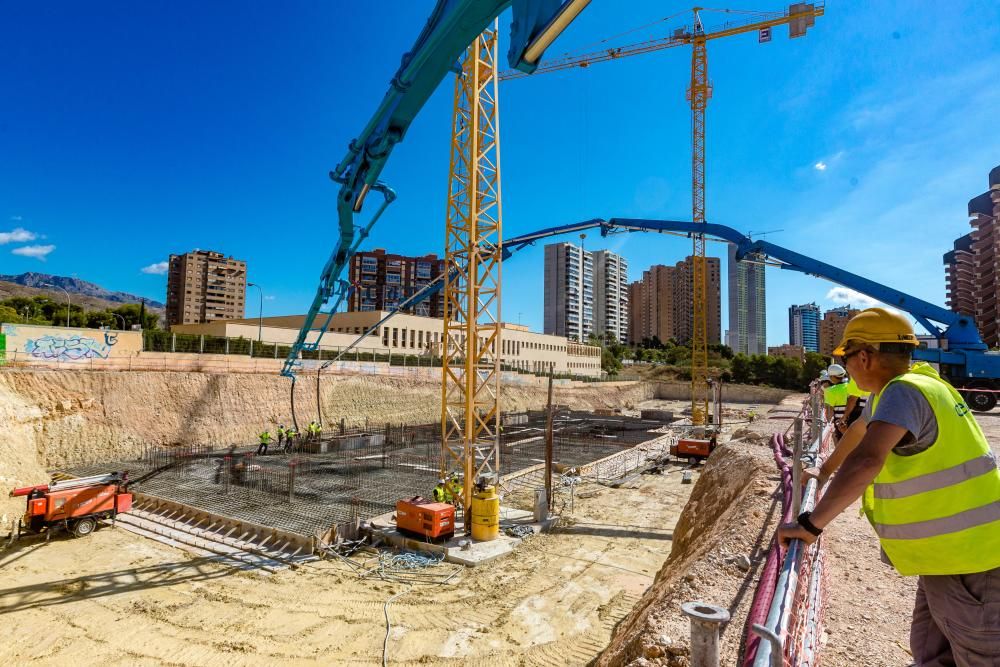 Cimentación de un nuevo rascacielos en Benidorm