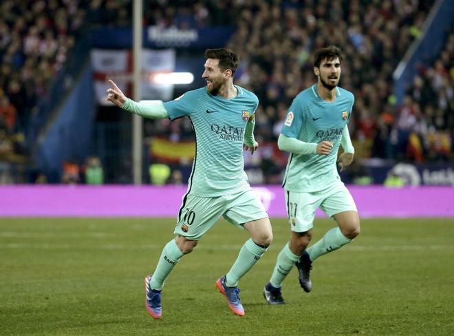 André Gomes se rinde a Messi: "He sido un afortunado por haber compartido muchos momentos con él"
