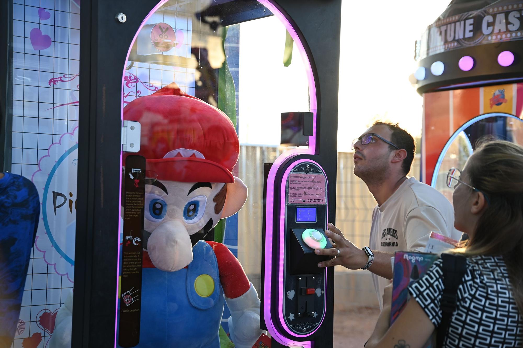 Tómbolas y juegos de habilidad en la Feria de Córdoba