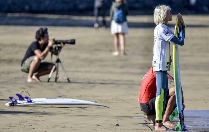 10/12/2017 LAS PALMAS DE GRAN CANARIA.  Campeonato Open Las Palmas Surf City en la CIcer, Las Canteras. FOTO: J. PÉREZ CURBELO