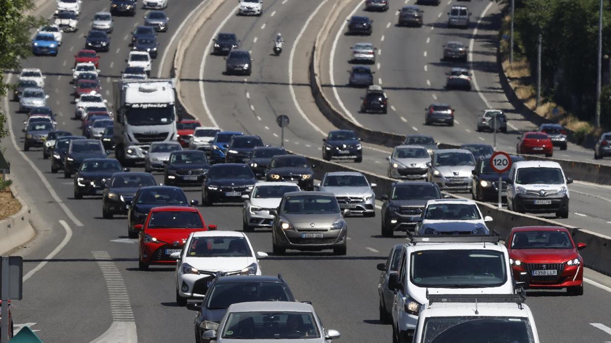 Operación salida en las carreteras durante el puente de diciembre.