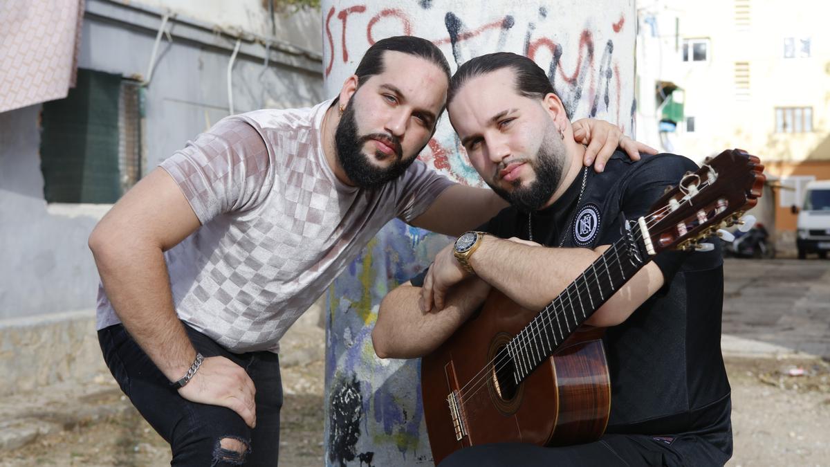 Flamenco-Musiker Pako (r.) und Mian Cortès: &quot;Corea bis zum Tod&quot;.