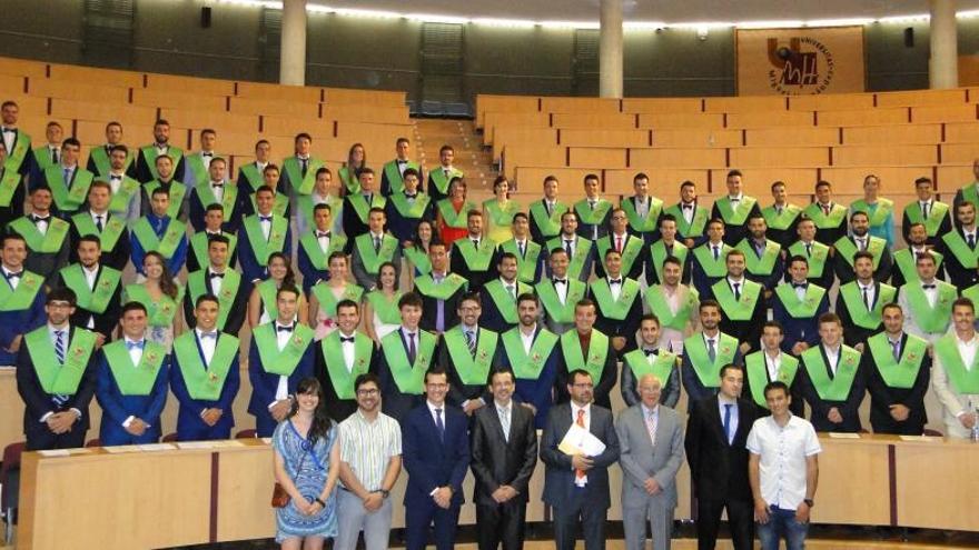 Los alumnos que se graduaron del grado este fin de semana