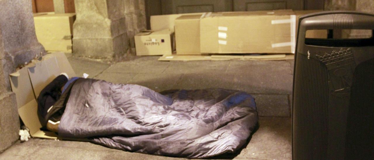 169 personas sin hogar duermen a diario en la calle en Córdoba.