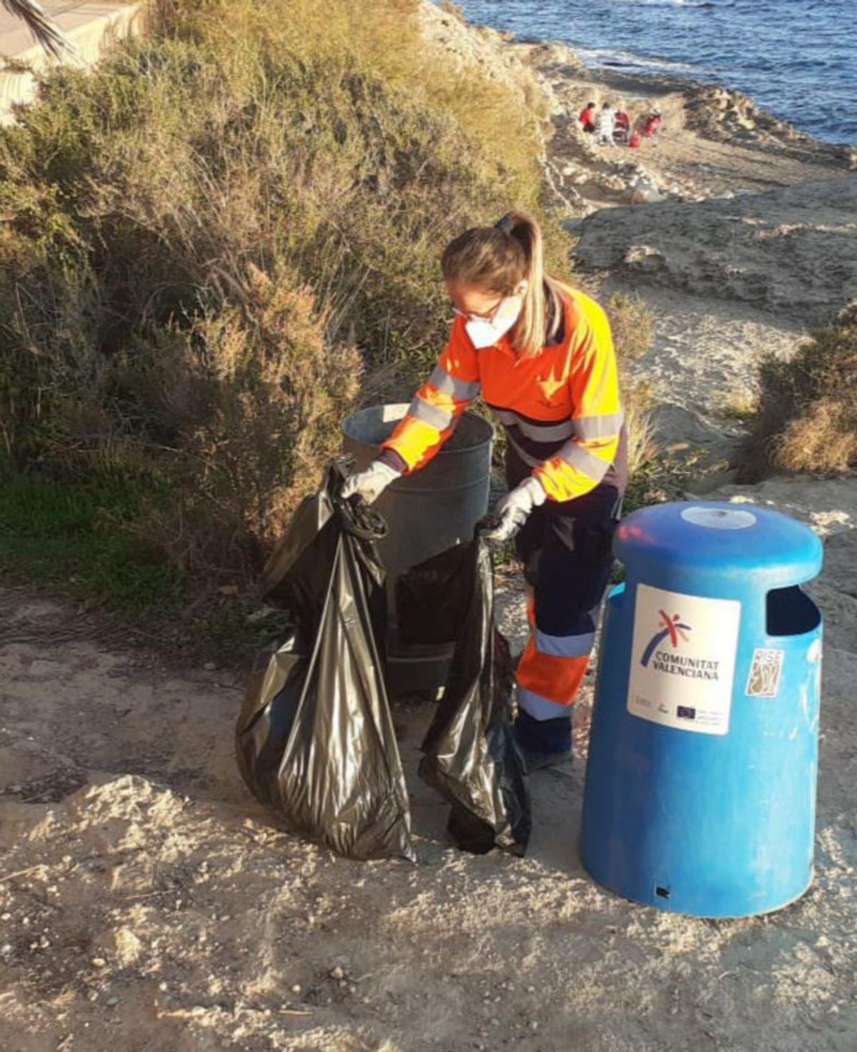 Las incidencias recibidas por Atención Ciudadana de UTE Alicante bajan en barrios, centro y playas