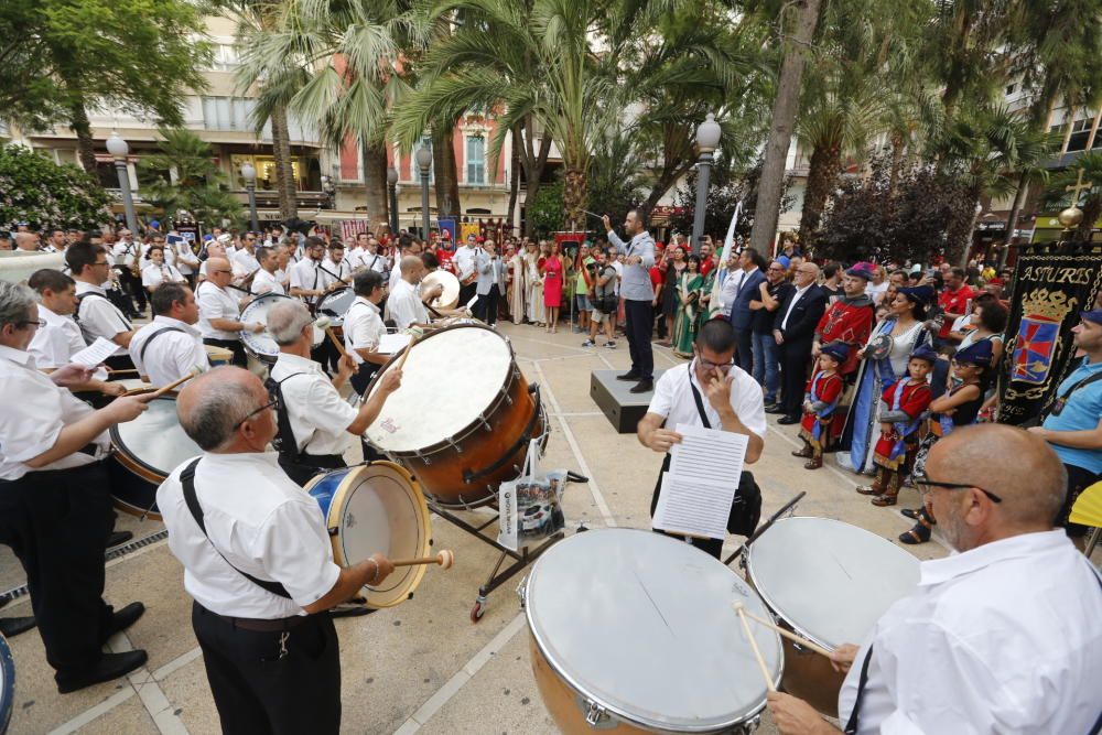 Las marchas toman la calle en Elche