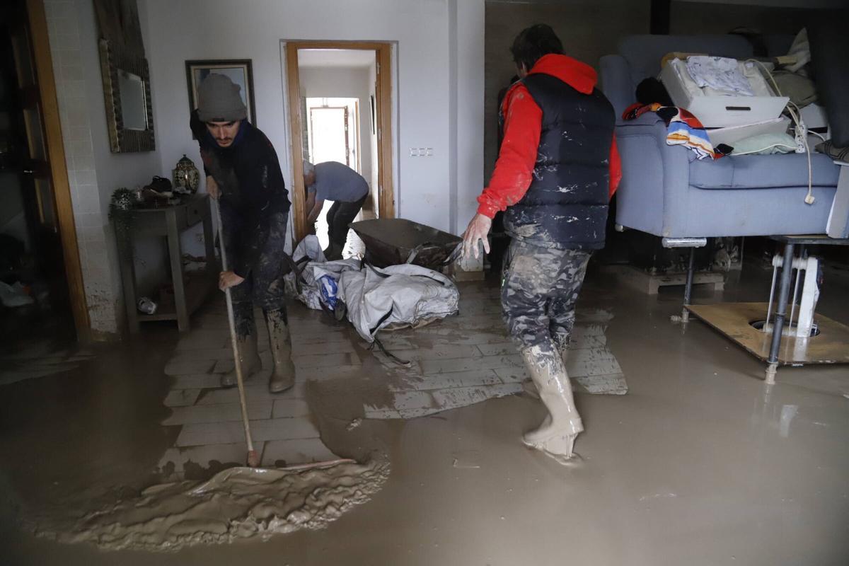 Interior de la vivienda de Isabel Igorra tras la riada.