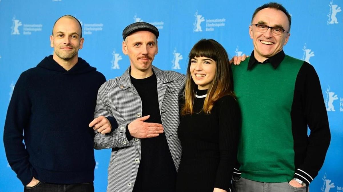 Jonny Lee Miller, Ewen Bremner, Anjela Nedyalkova y Danny Boyle, en la presentación en Berlín de 'T2 Trainspotting'.