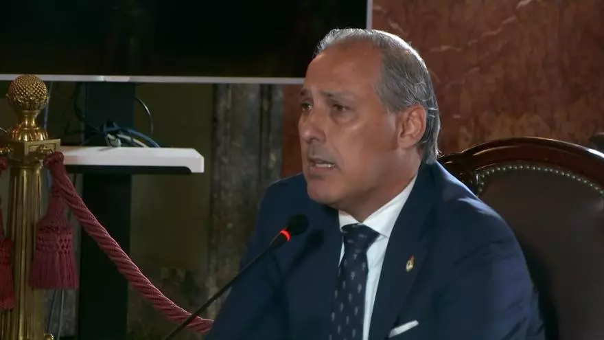 El decano de Abogacía de Madrid: "No era preciso revelar los correos del novio de Ayuso"