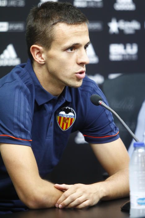 El Valencia CF presenta a Maksimovic