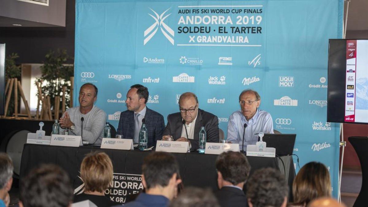 Rueda de prensa celebrada ayer